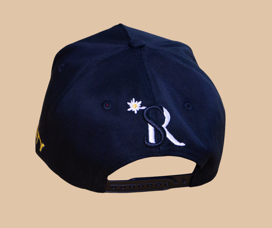 ROYALTY CAP (Black and white)