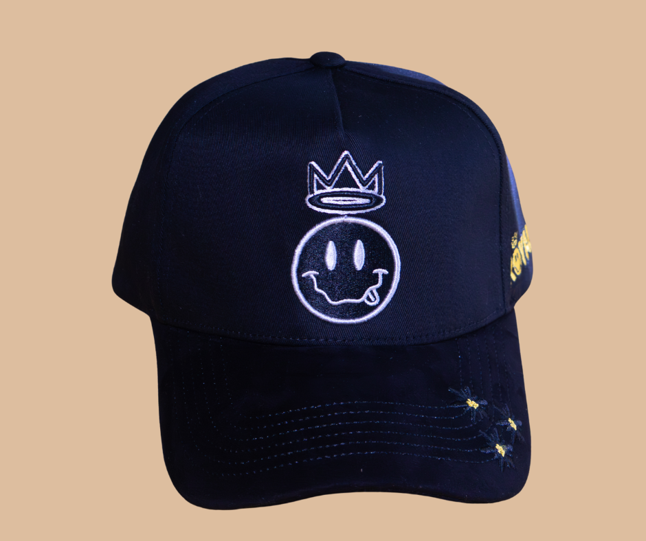 ROYALTY CAP (Black and white)